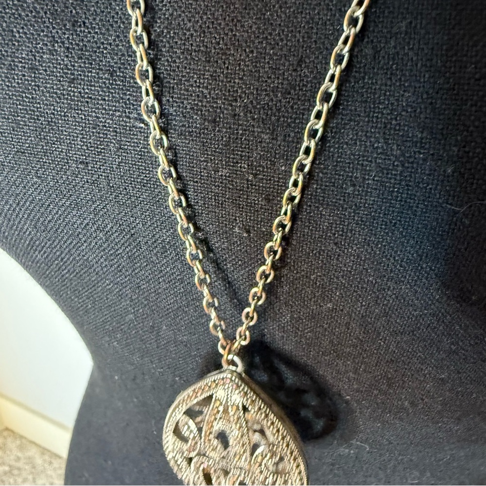 Silver Toned Necklace Teardrop Birdcage Pendant Reddish Hue Rhinestones Filagree - Picture 6 of 8